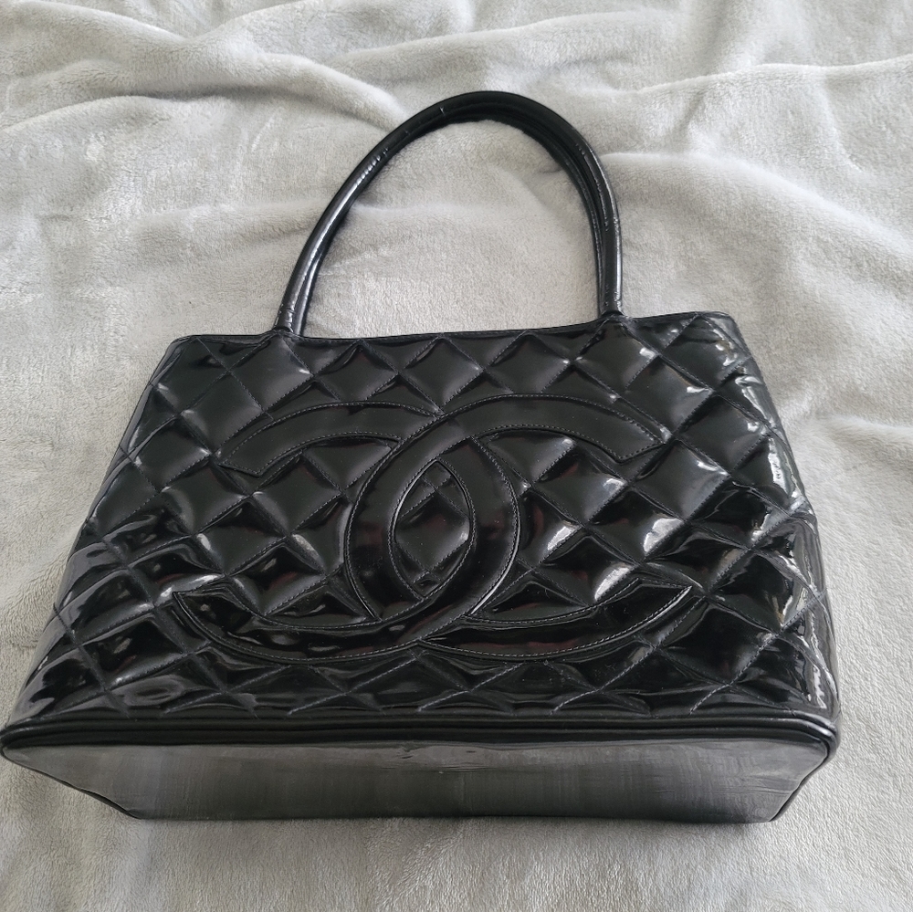 Vintage Chanel Authentic patent leather